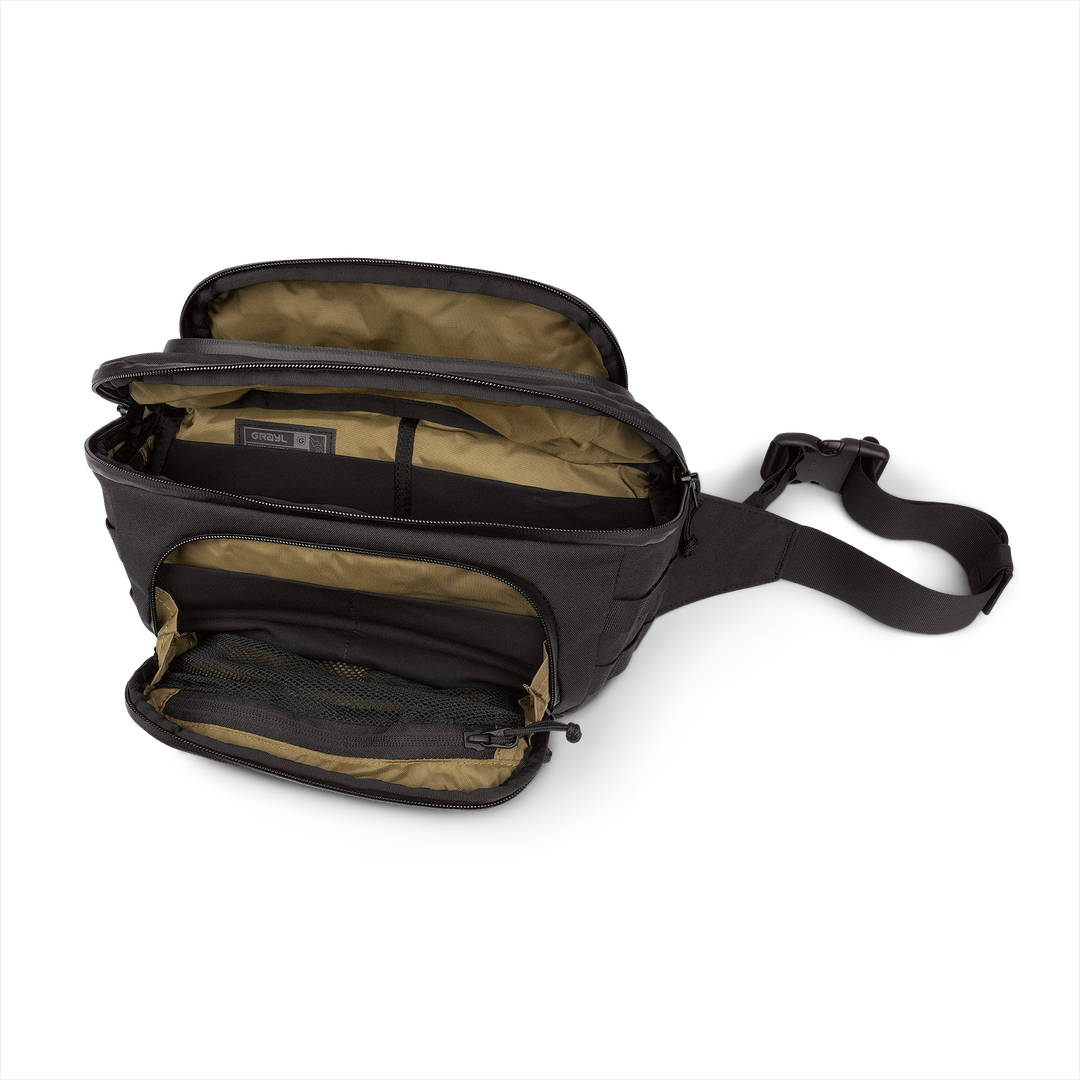 Grayl® Transport Hip Pack - 4L / Open View / Covert Black